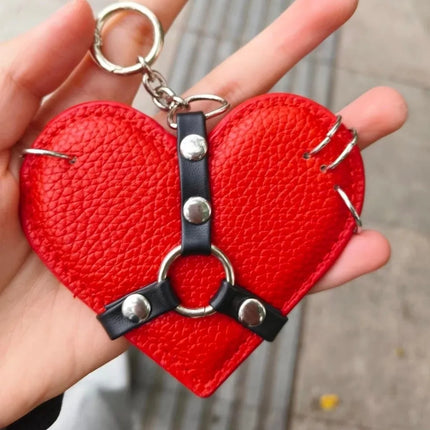 Fashion Y2K Rivet Heart Bag Charm Punk Gothic Leather Heart Keychain Black Red Bag Pendant Bag Hanging