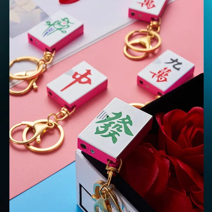 Metal Poker Keychain Pendant Inflatable Lighter Mini Compact Side Slip Butane Open Fire Outdoor Portable Lighter Men's Gift