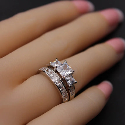 2023 Couple Rings Women Exquisite Rhinestones Zirconia Rings Set Simple Stainless Steel Men Ring Fashion Jewelry For Lover Gifts