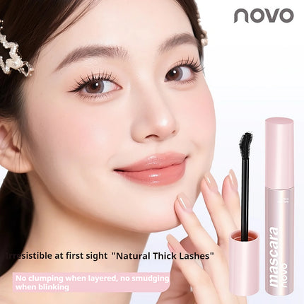 NOVO Waterproof, sweat-resistant, smudge-proof mascara Long-lasting hold for defined, lengthened and curled lashes
