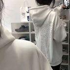 White Sweatshirt / XL
