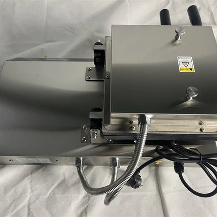 High Quality Tower Shaped Waffle Making Machine Electric Customized Paris Tower Waffle Pancake Maker Baker Snack Equipment
