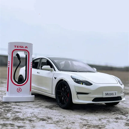 1:24 Model 3 Car Toys  Alloy Diecasts Metal Vehicles Car Model With Sound Light Vehicle Toys For Children Gifts Collection