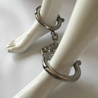 Female anklecuffs