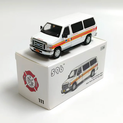 596 1/64 Scale E350 Explorer Suburban Tahoe Model Die-cast Alloy Car Model Collectible Decorative Ornament