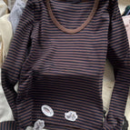 brown u-neck / One Size