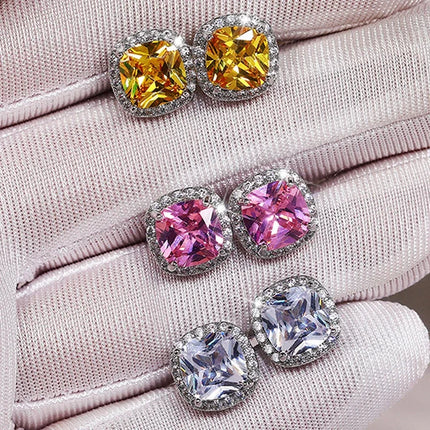 CZ Stud Earrings / Boucles Zircone