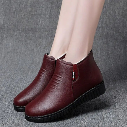 Thickened Warm Cotton Shoes for Middle-Aged And Elderly Women Winter Mom Shoes Fleece-Lined Anti-Slip Flat Bottom Soft Bottom...