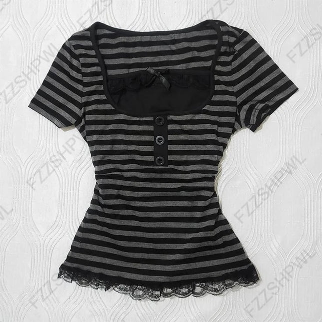 Vintage Slim Lace T-shirt Solid Color Casual Pattern Commuter High Street Fashion Y2K Cropped Top Trash Punk hop Women's T-shirt