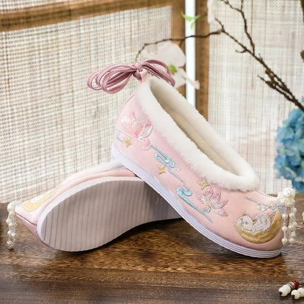Chasing Moon Hot Sale Of The Season New Style Ming Dynasty Hanfu Shoes National Style Upturned Head Cotton Shoes Ancient Wedding