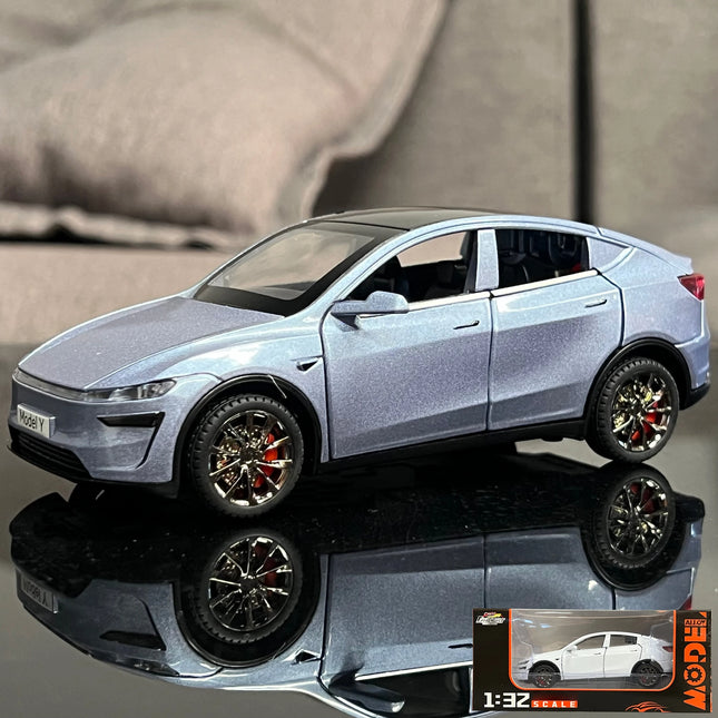 New 1:32 Model Y Electric SUV Alloy Metal Diecast Model Car Sound And Light Pull Back Children Toy Cars Birthday Present Friend