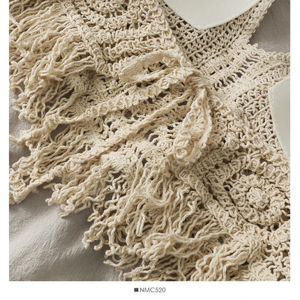 2025 Crop Tops Retro Wild Hollow Perspective Tassel Sexy Spaghetti Strap Tanke Top Women Built In Bra New Back Lace Halter Neck