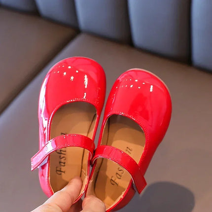 ‌Plain Patent Leather Ballet Flats for Baby Girls  Concise Round-Toe Mary Jane Shoes  Red/White Kids Soft Sole