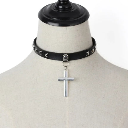 Woman Black Punk Choker Collar Necklace Sexy PU Leather Heart Lock Key Spike Chocker Gothic Cosplay Accessories Party Jewelry