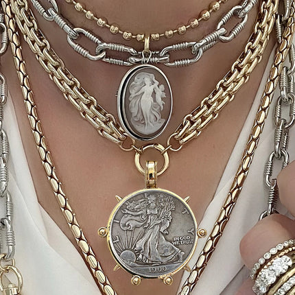 Hyperbole Gothic Cuban Chunky Necklace Women Queen Coin Holy Dollar Pendant Necklace Statement Hip hop Jewelry