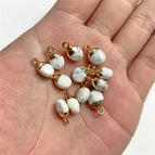 NO.13 Howlite