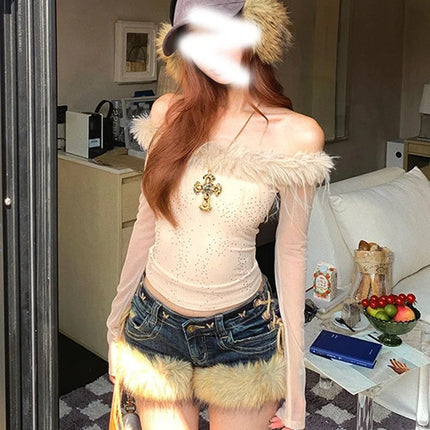 Winter New Women's Retro Design Fluffy Splicing Jeans Shorts Y2k Low-rise Strap Slim Hot Pants