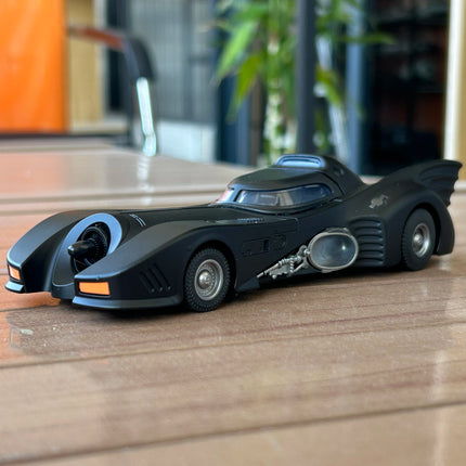 1:32 1989 Batmobile Classic High Simulation Alloy Metal Diecast Model Car Home Decoration & Collectibles Hobby Display Ornaments