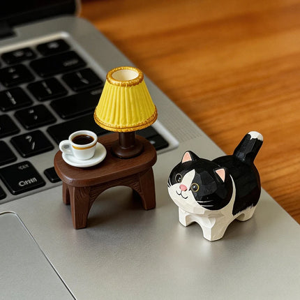 Cute Golden gradient Cat Figurine Decorative Wooden Ornament Miniature Kitten Home Bedroom Office Desk Decoration Gift Statue