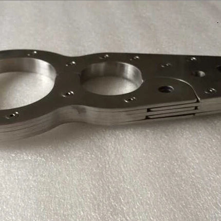 Stainless Steel Bondage Cangue Fixed Handcuffs Wrist Cuffs Fetter Anklet Restraint Yoke Adults Dog Slaves Sex Toy Male Female