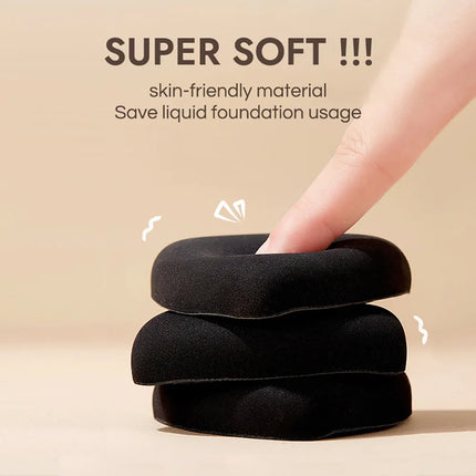 GECOMO Soft Triangular Black Powder Puff Wet And Dry Dual-use Concealer Makeup Cushion