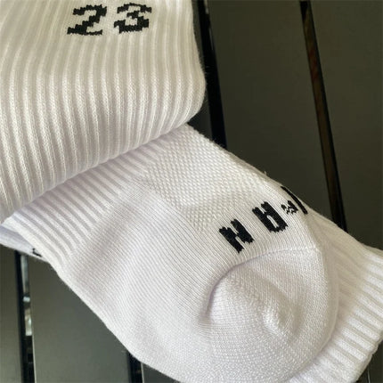 Thickened High-Tube Basketball Socks for Men And Women Towel Bottom Flyer AJ23 Sports Socks Black White Trendy Mid-Length