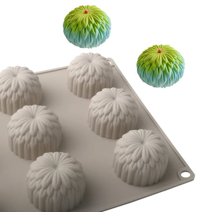 New Arrival 12 Hole Chrysanthemum Silicone Mousse Cake Mold DIY Sweet Flower Bud Mould Jelly Pudding Chocolate Fruit Baking Tool