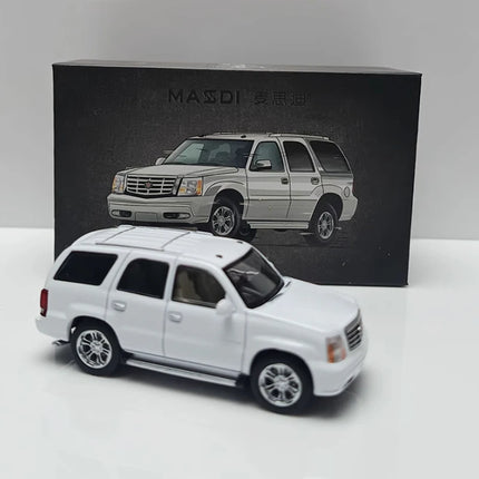 MASSDI Diecast 1/64 Scale 2005 Escalade SUV Alloy Simulation Car Model Classic Collection Souvenir Boy Gift Display Oranment