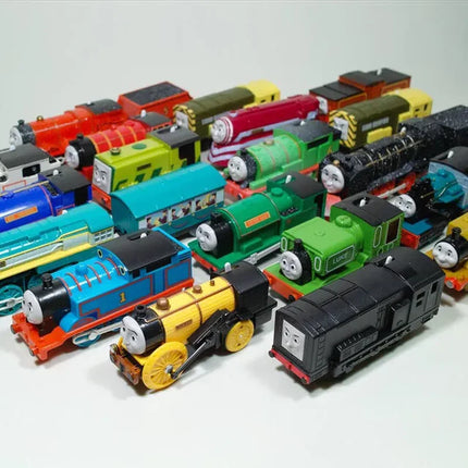 1:43 Thomas And Friend Alloy Magnetic Train Track Locomotive Toby Emily Petcy Duck Train Model Children Boy Educational toy Gift