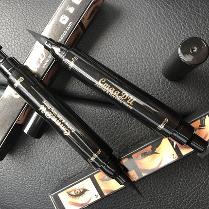 1 Pcs Black Wings Stamp Liquid Eyeliner, Easy Cat Eye Template Makeup Tool Anti-smudge, Vamp Wing, Lasting Waterproof Anti-sweat