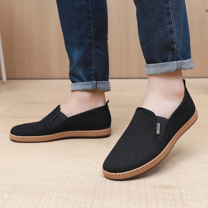 2025 Summer Men's Old Beijing Net Mesh Slip-on Casual Shoes Comfortable and Breathable Anti-slip Outsole Free Men's Shoes