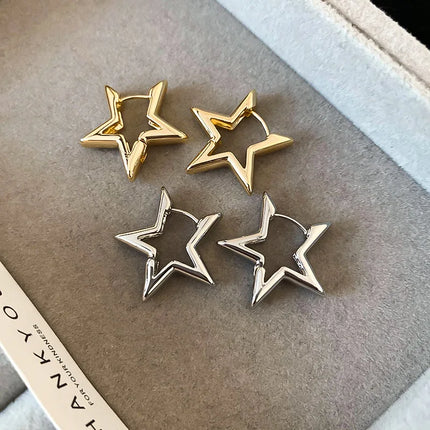 Fashion Simple Smooth Star Hoop Earrings Women Minimalist Hoops Huggie Hollow Ear Buckle Earring Punk Jewelry Gifts
