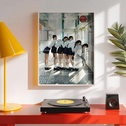 Kpop Band I-ILLIT Poster Trendy And Easy-to-Apply Wall Art Stickers For Home Decor And Dorm Room Walls