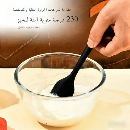Silicone Scraper High Temperature Resistant Integrated Baking Tool Cream Cake Smoothing Spatula Non Stick Grade Dough Scraper