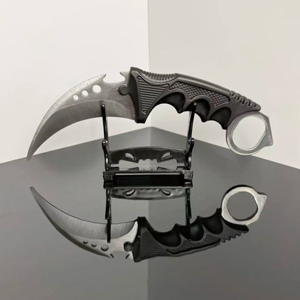 10styles Cs Karambit Metal Model with Plastic Sheath Game Peripheals Colorful Claw Knives Outdoor Training Props Safety Toys Boy