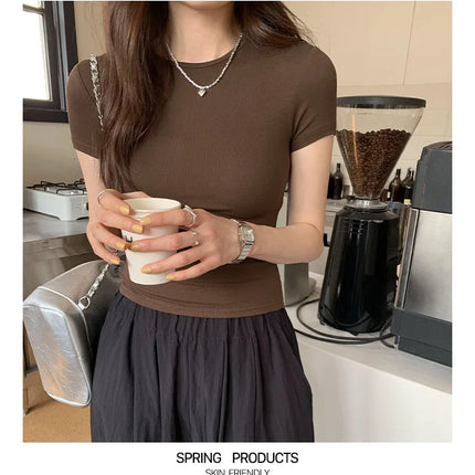 American style spicy girl shoulder T-shirt for women in summer 2025, tight fitting and slimming short top, basic elastic short s