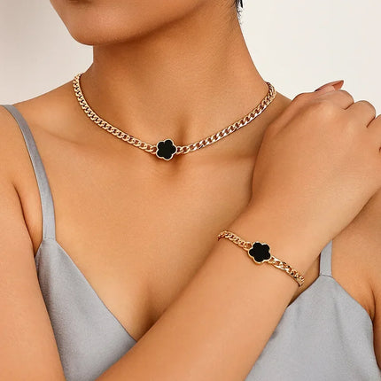 New Lucky Five-petal Flower Five-leaf Clover Earrings Necklace Two-piece set for Woman Fashionable Accessories Party Jewelry