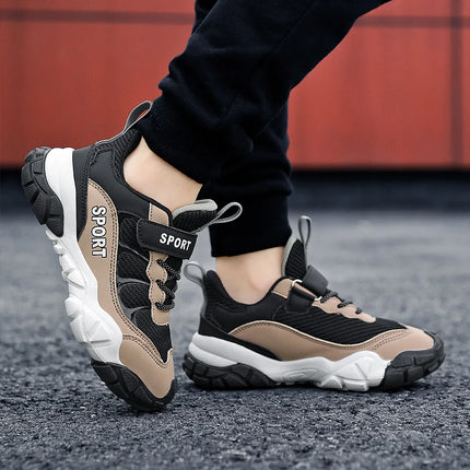 New Winter Versatile Childrens Sports Shoes Breathable Mesh Running Shoes with Foot Protection Soft Stable Daily Casual Shoes