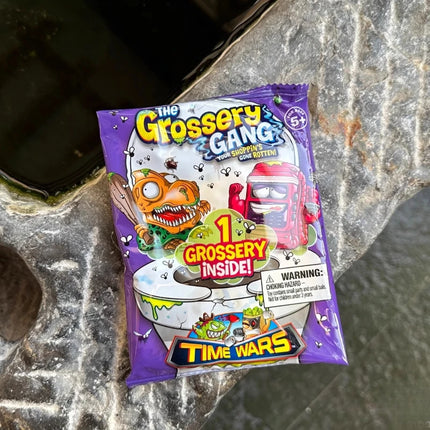 Genuine Capsule Toy Exported European American Grosserys Gangs Rubbish Bug Bin Series Figurines Collectible Box Broken Blind Box