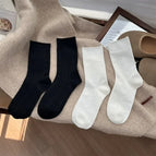 Black White-2Pairs / One Size