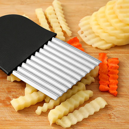 Stainless Steel Potato Chip Slicer Dough Vegetable Fruit Crinkle Wavy Kitchen Knife Cutter Chopper French Fry Maker Tools Gadget