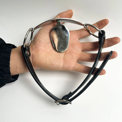 Stainless Steel Fix Tongue Cangue Bondage Mouth Gag Open Mouth Plug With Leather Bandage Slave Adult BDSM Sex Games Toy