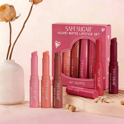 Waterproof velvet matte lipstick set, long-lasting, easy to apply, and with vibrant color