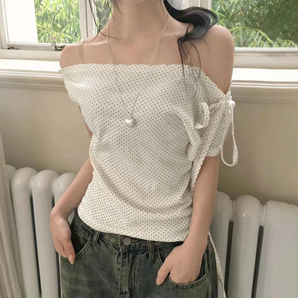 Sweet Polka Dot Prints T-Shirts Fashion Women Cute Design One-Shoulder Summer Tops Casual Korean Office Lady Commute Slim Tees