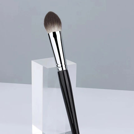 Peach Heart Blusher Brush Powder Blush Cream Liquid Blush Makeup Brushes Flat Small Precise Blush Brush Makeup Tools