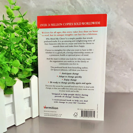 Who Moved My Cheese English Version of The Novel Book English Paperback in English