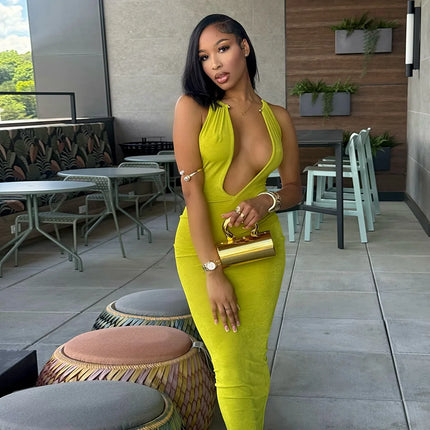 Personalized Street Nightclub Party Dress 2025 New Beach Vacation Dress Sexy Deep V-neck Metal Circle Decoration Slim Long Skirt