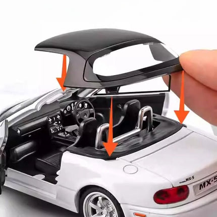 1/32 Mazda MX-5 Miniature Diecast Miata RoadSter Toy Car Model Sound & Light Doors Openable Collection Gift for Children Boy Kid
