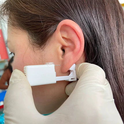 Safety Ear Piercer Gun Kit Women Men Disposable No Inflammation Ear Piercing Device Simple Daily Fashion Jewelry Piercing Tool