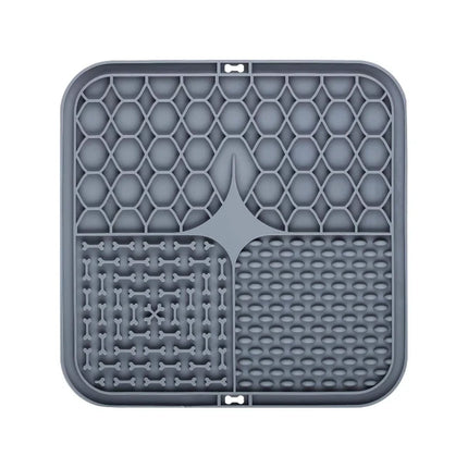 Pet Lick Silicone Mat Slow Feeder Dog Food Plate Bathing Distraction Sucker Training Feeder for Dogs Kitchen Supplies